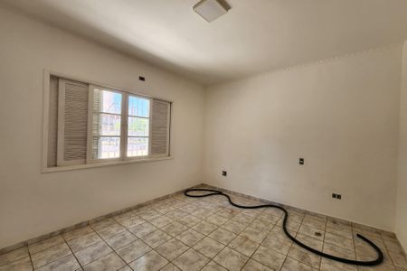 Casa para alugar com 120m², 2 quartos e 1 vagaQuarto 1