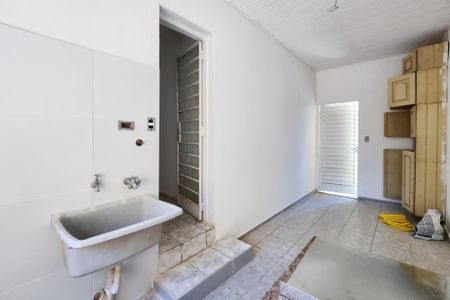 Casa para alugar com 120m², 2 quartos e 1 vagaÁrea de Serviço 