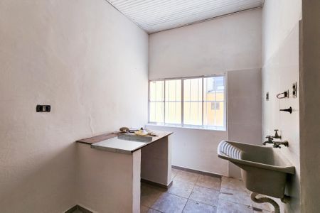 Casa para alugar com 120m², 2 quartos e 1 vagaÁrea de Serviço 