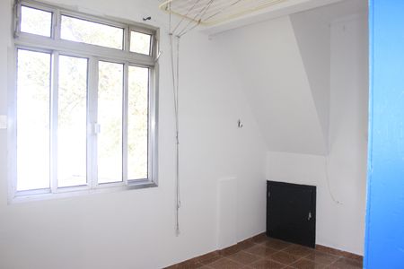 Casa para alugar com 90m², 2 quartos e 1 vagaÁrea de serviço 