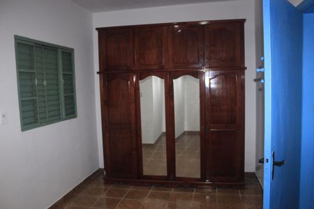 Casa para alugar com 90m², 2 quartos e 1 vagaQuarto 2