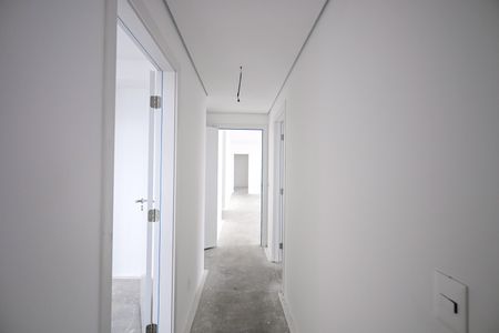 Apartamento à venda com 186m², 3 quartos e 3 vagasCorredor