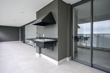 Apartamento à venda com 186m², 3 quartos e 3 vagasVaranda