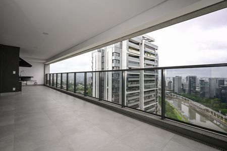 Varanda de apartamento à venda com 3 quartos, 186m² em Real Parque, São Paulo