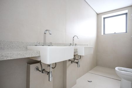 Apartamento à venda com 186m², 3 quartos e 3 vagasBanheiro Suíte 1