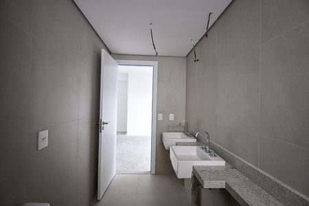 Apartamento à venda com 186m², 3 quartos e 3 vagasBanheiro Suíte 1