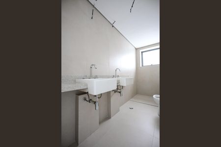 Apartamento à venda com 186m², 3 quartos e 3 vagasBanheiro Suíte 1