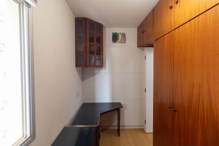 Apartamento para alugar com 87m², 3 quartos e 1 vagaQuarto 03