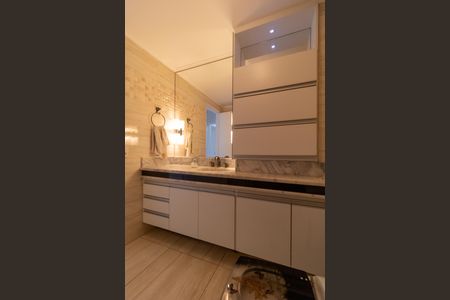 Apartamento para alugar com 87m², 3 quartos e 1 vagaBanheiro 02