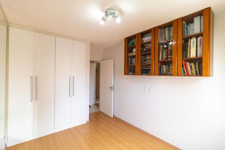 Apartamento para alugar com 87m², 3 quartos e 1 vagaQuarto 01