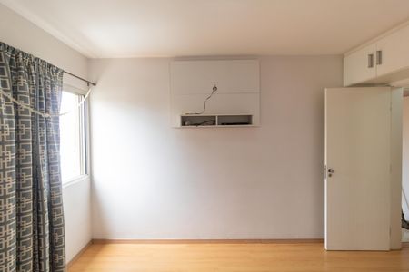 Apartamento para alugar com 87m², 3 quartos e 1 vagaQuarto 02