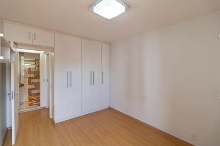 Apartamento para alugar com 87m², 3 quartos e 1 vagaQuarto 02