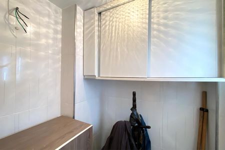 Apartamento à venda com 71m², 3 quartos e 3 vagas Apartamento à venda com 71m², 3 quartos e 3 vagasBanheiro de serviço