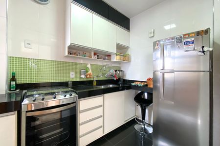 Apartamento à venda com 71m², 3 quartos e 3 vagas Apartamento à venda com 71m², 3 quartos e 3 vagasCozinha