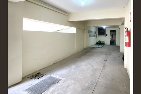 Apartamento à venda com 71m², 3 quartos e 3 vagas Apartamento à venda com 71m², 3 quartos e 3 vagasVagas