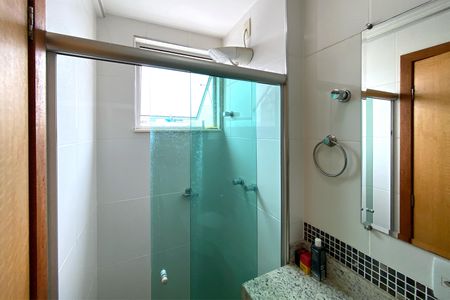 Apartamento à venda com 71m², 3 quartos e 3 vagas Apartamento à venda com 71m², 3 quartos e 3 vagasBanheiro da Suíte