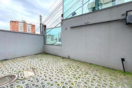 Apartamento à venda com 71m², 3 quartos e 3 vagas Apartamento à venda com 71m², 3 quartos e 3 vagasVaga
