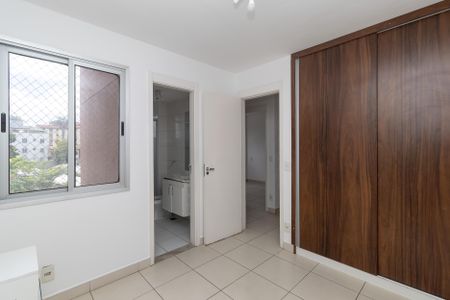 Apartamento para alugar com 63m², 2 quartos e 1 vagaQuarto 2