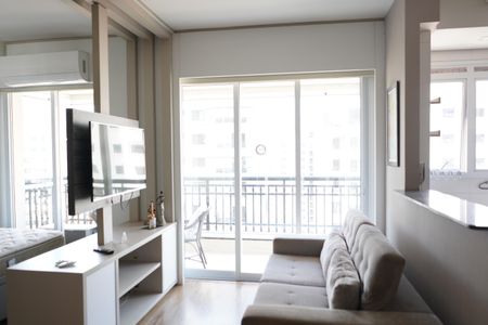 Apartamento para alugar com 1 quarto, 40m² em Vila Regente Feijó, São Paulo