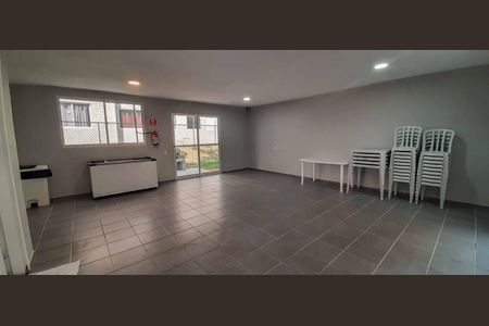 Apartamento para alugar com 42m², 2 quartos e sem vaga