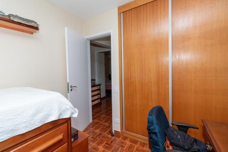 Apartamento à venda com 105m², 3 quartos e 2 vagasQuarto 1