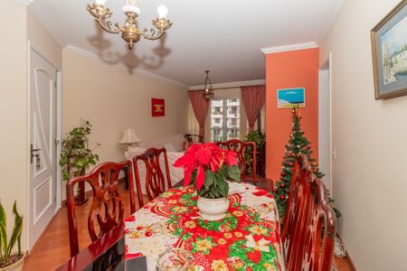 Apartamento à venda com 105m², 3 quartos e 2 vagasSala