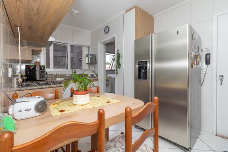 Apartamento à venda com 105m², 3 quartos e 2 vagasCozinha