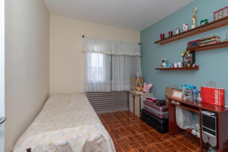 Apartamento à venda com 105m², 3 quartos e 2 vagasQuarto 2