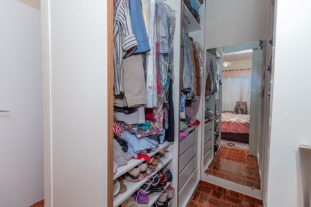 Apartamento à venda com 105m², 3 quartos e 2 vagasCloset da Suite