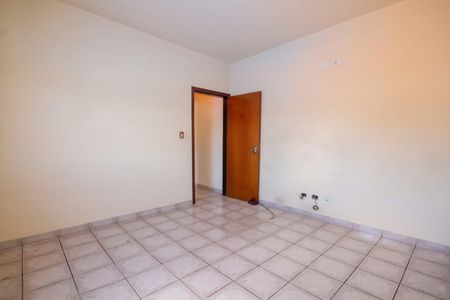 Casa à venda com 150m², 3 quartos e 1 vagaQuarto