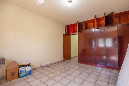 Casa à venda com 150m², 3 quartos e 1 vagaQuarto