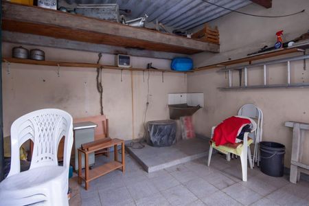 Casa à venda com 150m², 3 quartos e 1 vagaÁrea de serviço