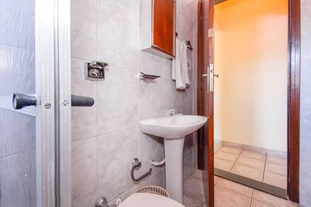 Casa à venda com 150m², 3 quartos e 1 vagaBanheiro