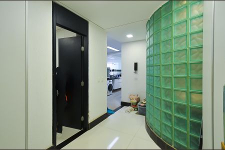 Casa à venda com 630m², 4 quartos e 5 vagasÁrea de Serviço