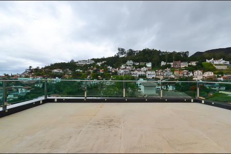 Casa à venda com 630m², 4 quartos e 5 vagasTerraço