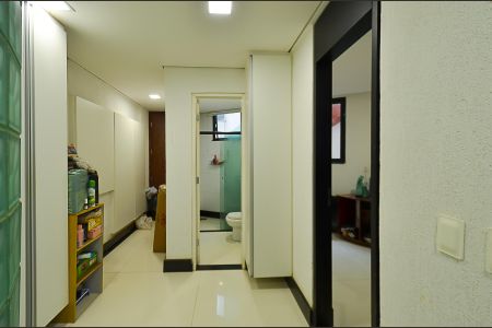 Casa à venda com 630m², 4 quartos e 5 vagasÁrea de Serviço