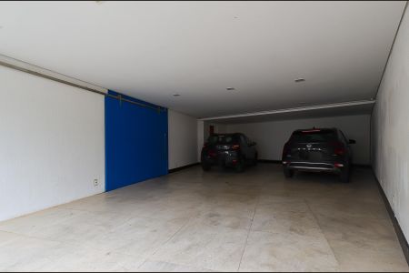 Casa à venda com 630m², 4 quartos e 5 vagasGaragem