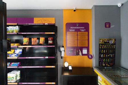 Studio para alugar com 18m², 1 quarto e sem vaga Studio para alugar com 18m², 1 quarto e sem vagaMercado