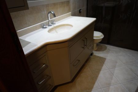 Casa para alugar com 468m², 5 quartos e 4 vagasBanheiro Social