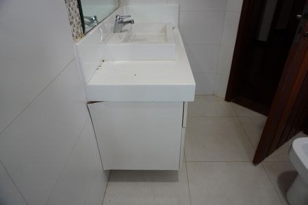 Casa para alugar com 468m², 5 quartos e 4 vagasBanheiro da Suíte