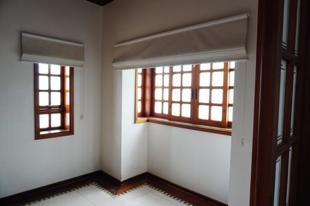 Casa para alugar com 468m², 5 quartos e 4 vagasSala 2