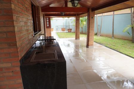 Casa para alugar com 468m², 5 quartos e 4 vagasÁrea comum