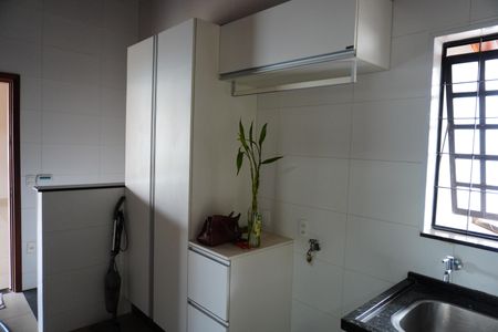 Casa para alugar com 468m², 5 quartos e 4 vagasÁrea de Serviço