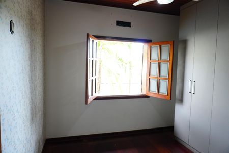 Casa para alugar com 468m², 5 quartos e 4 vagasQuarto 1