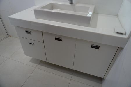 Casa para alugar com 468m², 5 quartos e 4 vagasBanheiro da Suíte