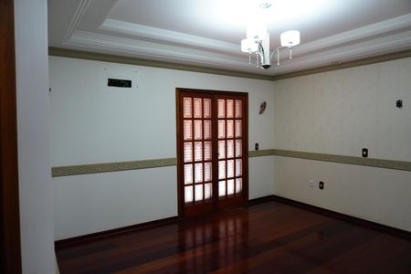 Casa para alugar com 468m², 5 quartos e 4 vagasSuíte