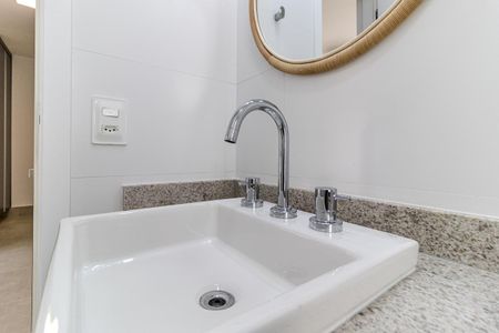 Apartamento para alugar com 36m², 2 quartos e sem vagaBanheiro