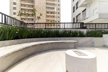 Apartamento para alugar com 34m², 2 quartos e sem vagaLareira