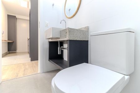 Apartamento para alugar com 34m², 2 quartos e sem vaga Apartamento para alugar com 34m², 2 quartos e sem vagaBanheiro