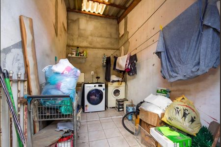 Casa à venda com 85m², 3 quartos e sem vagaÁrea de serviço